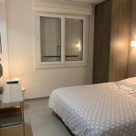 Appartement Two Bedroom Fragonard